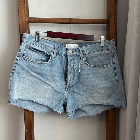 NWOT Denim Forum The Ex-boyfriend Denim Short - Picture 7 of 11